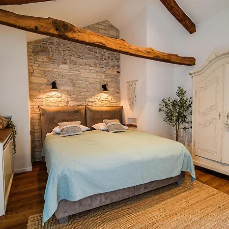 Villa Mint With Pool *