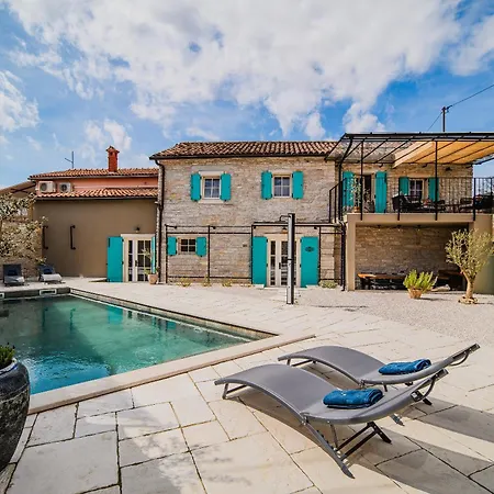 Villa Mint With Pool *