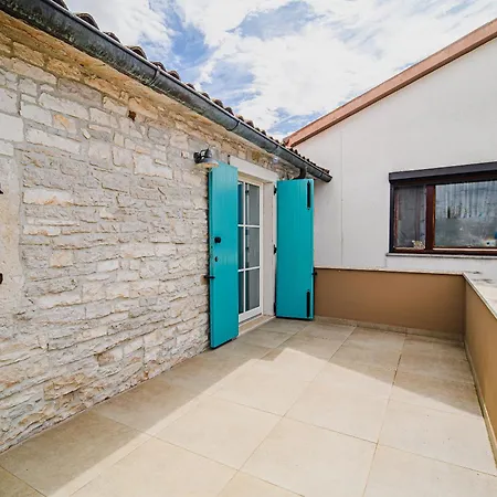 Mint With Pool Villa