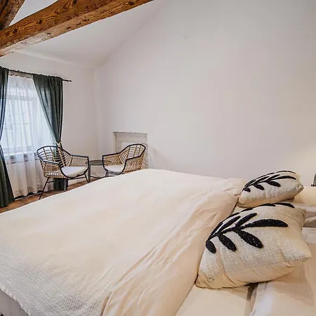 Mint With Pool Villa *