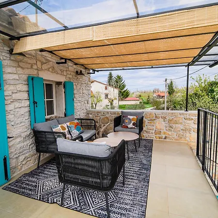 Mint With Pool * Пазин