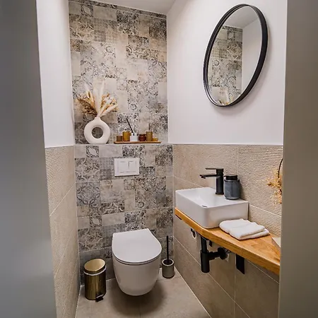 فيلة Mint With Pool *