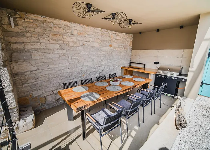 Villa Mint With Pool Pazin