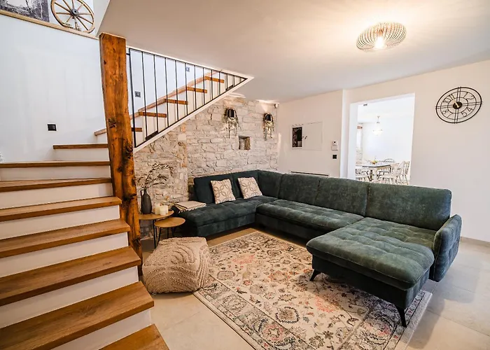 Villa Mint With Pool Pazin