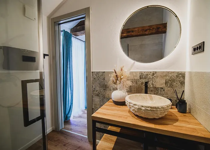 Mint With Pool Villa *